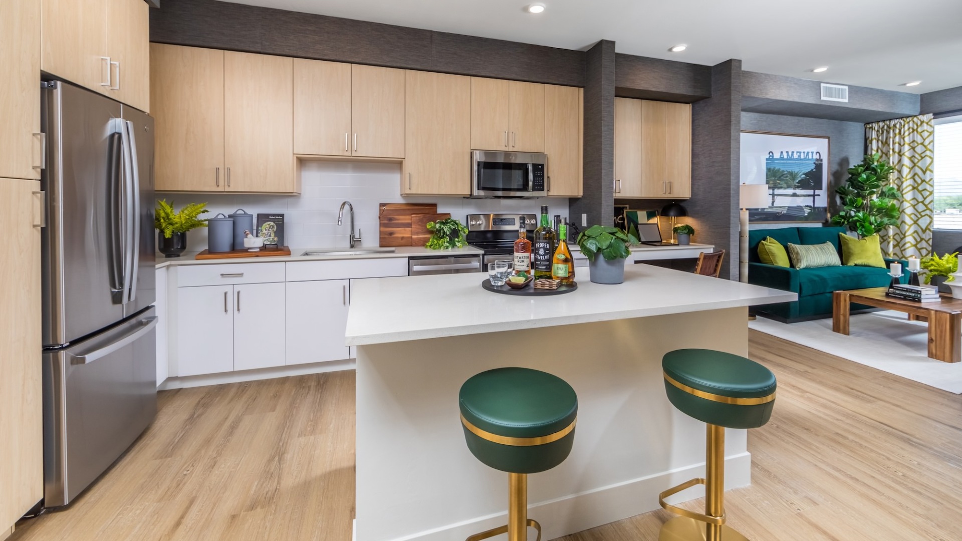 Kitchen with Island Seating